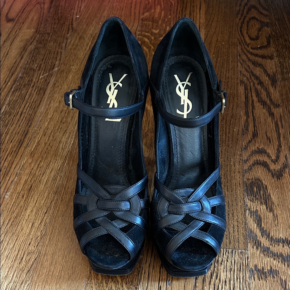 Yves Saint Laurent Black Heels size 38.5 EU